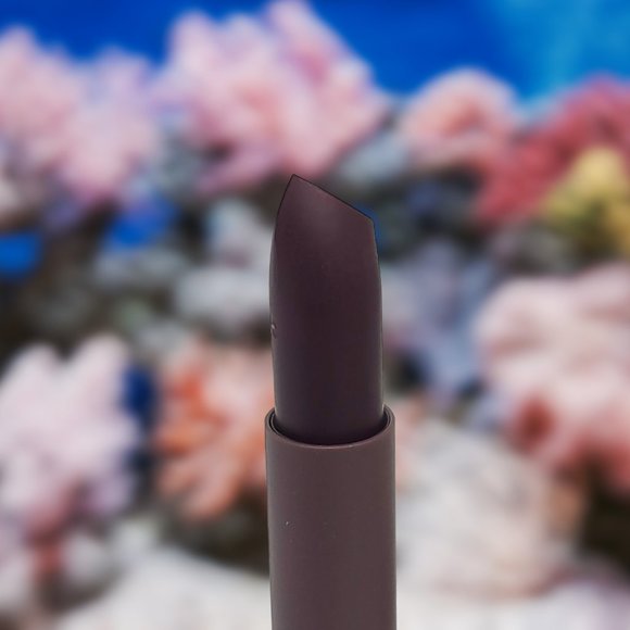 Orchid Ocean Burt's Bees Lipstick - Discontinued Shade - Picture 4 of 8